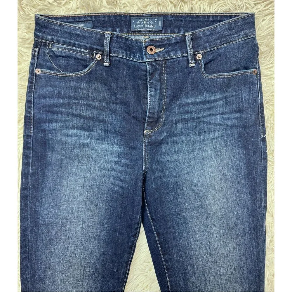 EUC Dark Blue Women’s Lucky Brand Jeans Hayden Skinny Size 12/31 - Picture 4 of 10